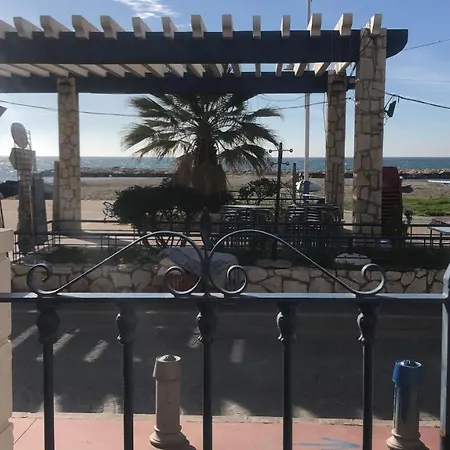 Holiday home Calle Quitapenas 37 *