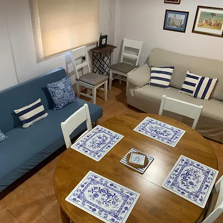 Calle Quitapenas 37 Holiday home *